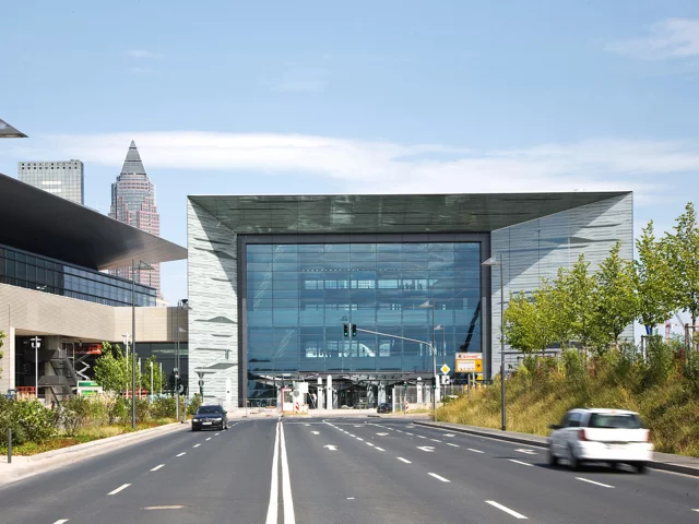 Messehalle 11